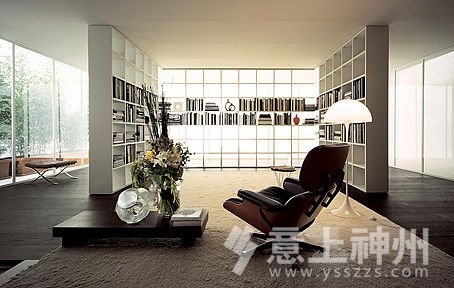 ���ռҾ��b���