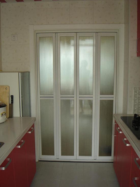  �Ӽ����������н����p�ɸ㶨�����T 