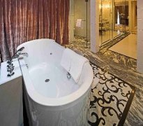 ��ס�]��õķ��ӣ��l(w��i)���g�ĉ��u��Ȼ���F(xi��n)�˻΄�